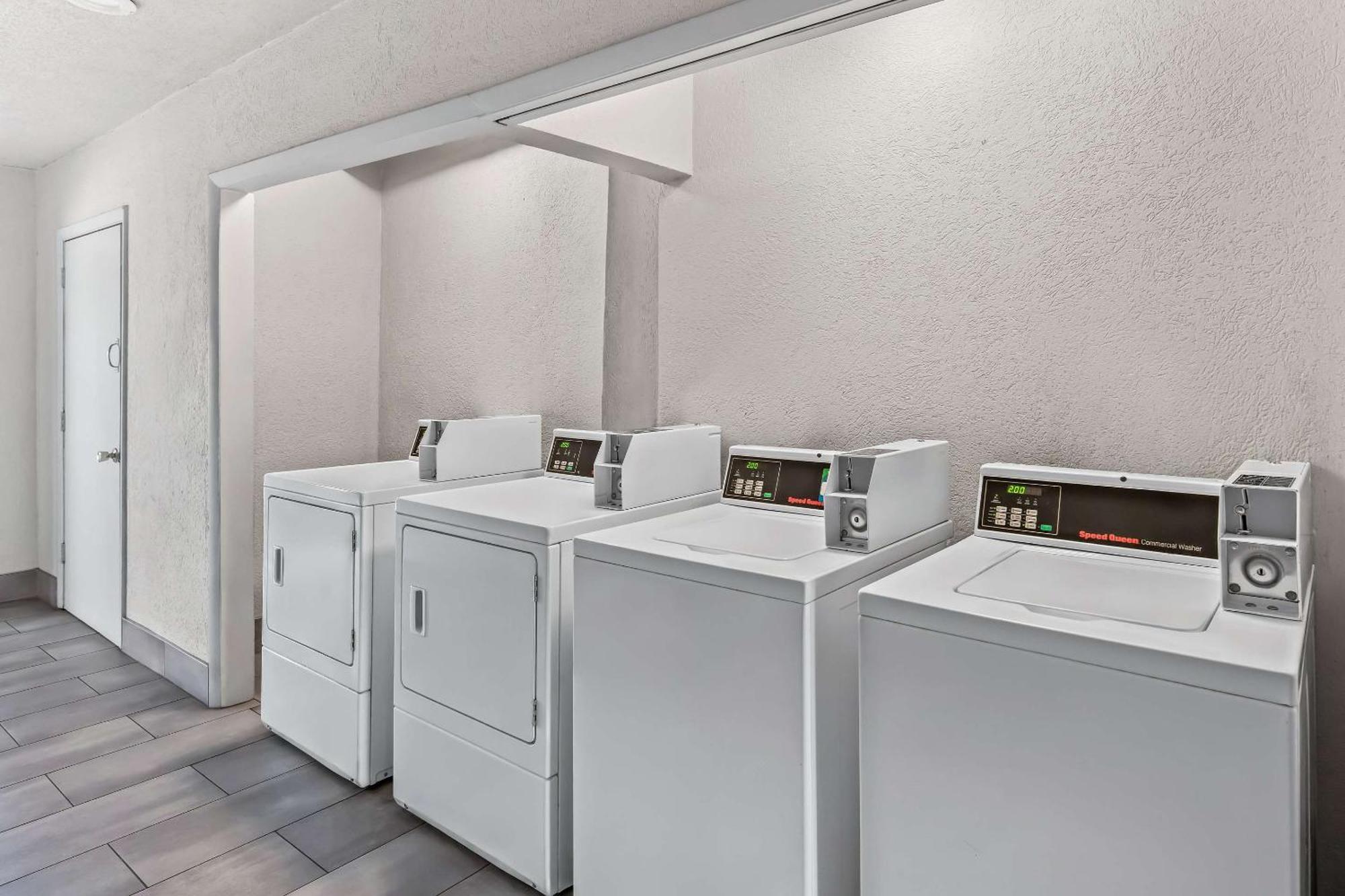 Motel 6 Lester - Philadelphia Airport Luaran gambar